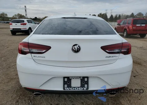 2018 Buick Regal Essence from USA, damaged, VIN W04GP6SX5J1124780